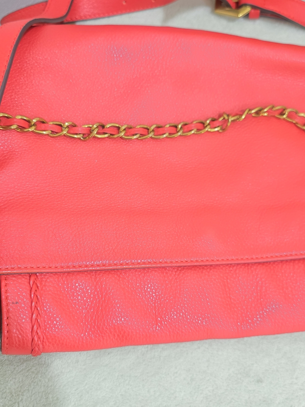 Orange Leather Shoulder Bag with Antique Gold Chain Strap And Crossbody - Picture 12 of 14